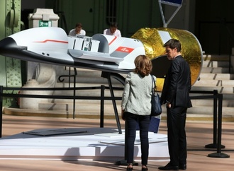 Deutsch-französisches Raumflugzeug soll Astronauten ins All bringen