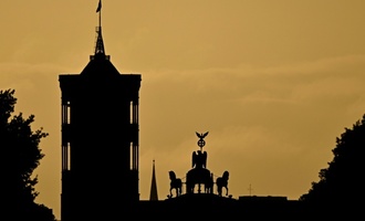 Bund sagt Berlin höhere Hauptstadt-Unterstützung für Sicherheit und Kultur zu
