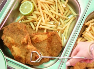Essen im Restaurant: Senkung der Mehrwertsteuer führt nicht zu niedrigeren Preisen