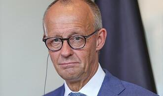 Merz telefoniert mit Trump über Ukrainekrieg und Straße von Hormus