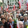 Konflikt um Verfassungsgericht: Rechte Opposition demonstriert in Warschau