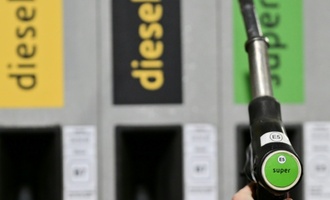 Grüne kritisieren Tankrabatt als ''Wahnsinn''