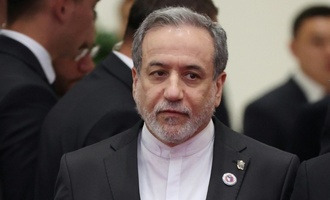 Iranischer Außenminister Araghtschi zur UN-Generaldebatte in New York eingetroffen