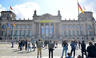 Bundestag berät erstmals über umfassende Geheimdienst-Reform