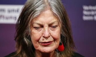 Angela Winkler kritisiert Rollenmangel für ältere Schauspielerinnen
