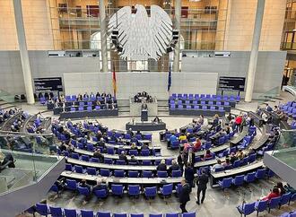 Bundestag beschließt Tankrabatt
