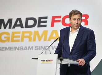 Klingbeil sieht Chancen bei industrieller KI