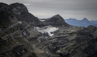 ''Katastrophales Jahr'': Schweizer Gletscher verloren 2026 mehr als fünf Prozent Eis