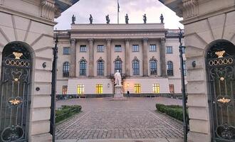 Deutsche Mediziner aus Berlin und Würzburg erhalten Nobelpreis