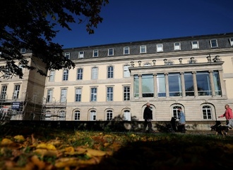 Niedersächsischer Landtag hebt Immunität von SPD-Fraktionschef Politze auf