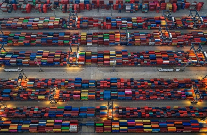Trotz Handelshürden: Globalisierung erreicht laut Studie dank KI-Boom Rekordwert