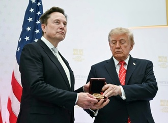 ''Elon ist unser moderner Thomas Edison'': Trump verleiht Musk höchsten US-Wissenschaftspreis