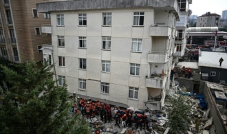 Fünf Tote bei Teil-Einsturz von Gebäude in Istanbul