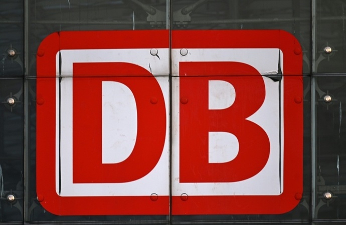 Deutsche Bahn verabschiedet Intercity 1 - moderne ICE und Intercity 2 übernehmen