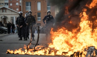 Schülerproteste in Frankreich: Acht Schulmitarbeiter verletzt