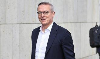 Wildberger setzt auf KI-Wachstum statt zusätzlicher KI-Steuer