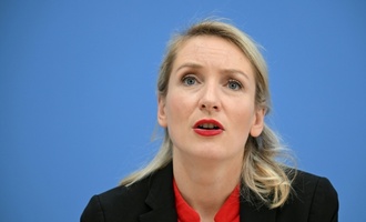 Linken-Vorsitzende Schwerdtner bedauert Sondierungsstopp in Berlin