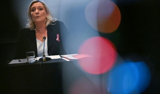 Le Pen kritisiert geplante Verabschiedung von EU-Haushalt noch vor Wahlen 2027
