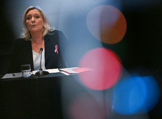Le Pen kritisiert geplante Verabschiedung von EU-Haushalt noch vor Wahlen 2027