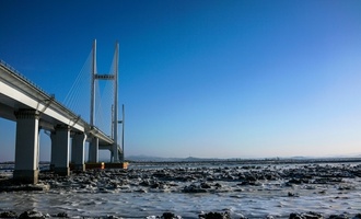 China und Nordkorea eröffnen neue Grenzbrücke für Straßenverkehr