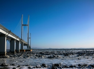 Neue vierspurige Straßenbrücke zwischen China und Nordkorea eröffnet