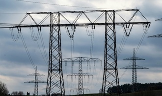 Netzentgelte für Gas steigen voraussichtlich - Stromnetzkosten im Schnitt stabil