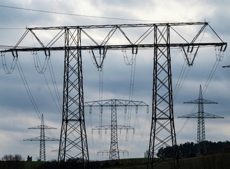 Netzentgelte für Gas steigen voraussichtlich - Stromnetzkosten im Schnitt stabil