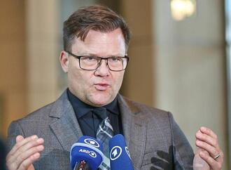 Verbrenner-Aus-Aus: Schneider fordert CO2-Ausgleich