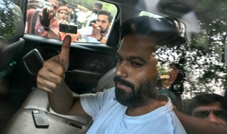 Gründer der ''Kakerlaken''-Bewegung in Indien nach Festnahme wieder frei