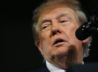 ''Völlig unverantwortlich'': Republikaner kritisieren Trump wegen Russland-Kurs