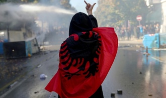 Hunderte Menschen demonstrieren erneut gegen Regierung in Albanien