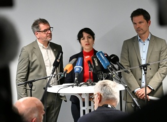 SPD-Fraktionschef Miersch zweifelt an Berliner Koalition mit der Linken