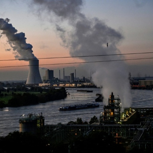 Geld pro eingesparter Tonne CO2: Staatliche Förderung für Industrieinvestitionen