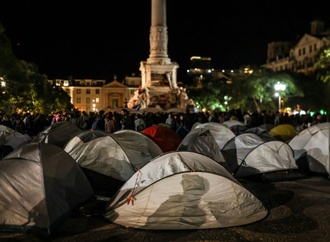 Polizei räumt in Lissabon Protestlager gegen Wohnungsnot - 55 Festnahmen