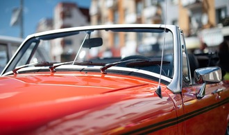 Oldtimer als Wertanlage: Lohnt sich der Einstieg bei Käfer und Bulli?