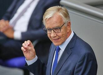 Bartsch macht Klingbeil für Tabaksteuer-Panne verantwortlich