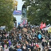 Zehntausende Studierende fordern bei Demonstration in Wien mehr Geld für Hochschulen