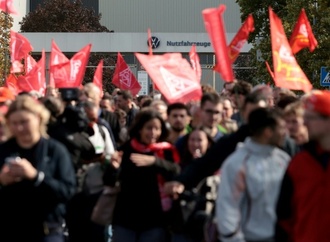 Gewerkschaft droht vor Gespräch mit Volkswagen mit massivem Arbeitskampf