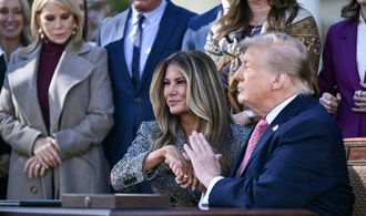 Weißes Haus: Melania Trump erreicht Waffenruhe in südukrainischer Stadt Oleschky