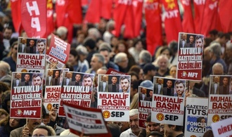 Tausende in der Türkei demonstrieren gegen Einschränkung der Pressefreiheit