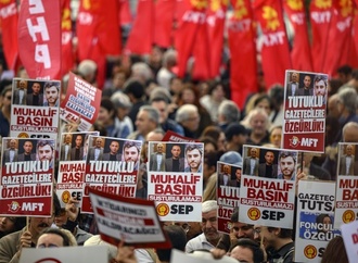 Tausende in der Türkei demonstrieren gegen Einschränkung der Pressefreiheit