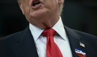 Trump gibt vorzeitig Stimme für US-Kongresswahl ab