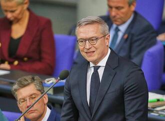Wildberger sieht ''neues Zeitalter der Cybersicherheit''