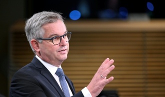 Migrationskommissar Brunner will Frontex zur ''zentralen EU-Abschiebeagentur'' machen