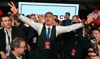 Parlamentswahl in Serbien: Studentenliste verdrängt langjährigen Staatschef Vucic