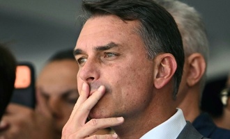 Regierungskreise: USA wollen Flávio Bolsonaro und seiner Familie Visa geben