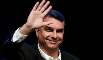 Buenos Aires: Flávio Bolsonaro von Brasilien über Argentinien nach Ecuador gereist