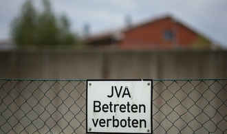 Gefängnismitarbeiter in NRW nach Verkauf von Handys an Häftlinge in Untersuchungshaft