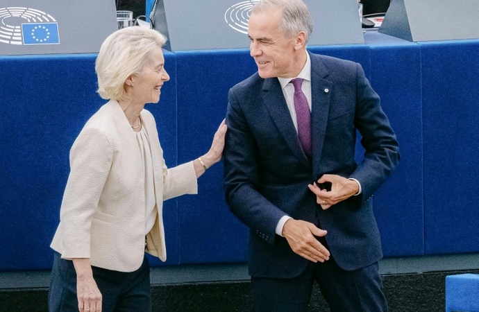 EU-Spitzen zu Gipfeltreffen in Kanada