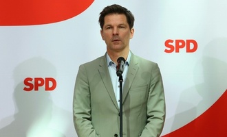 Berlin: Krach distanziert sich indirekt von Linken-Spitzenkandidatin Eralp